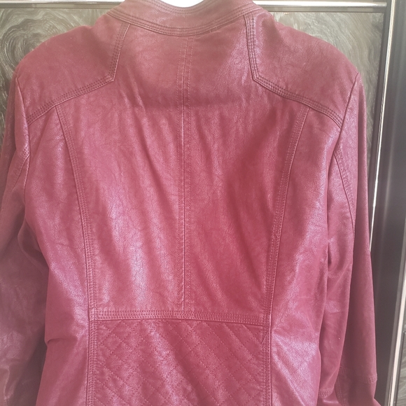 Bomber Jacket - Picture 4 of 6